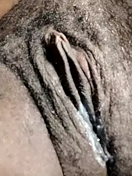 Snapshot of markquanna chatting on October 14, 2025, 10:38 am markquanna online show from October 14, 2025, 10:38 am