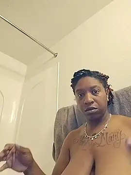 Snapshot of markquanna chatting on November 7, 2025, 8:03 am markquanna online show from November 7, 2025, 8:03 am