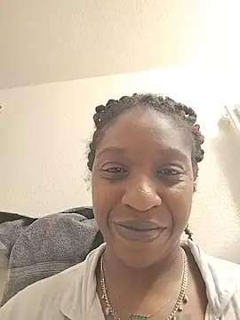 Snapshot of markquanna chatting on November 11, 2025, 7:36 pm markquanna online show from November 11, 2025, 7:36 pm