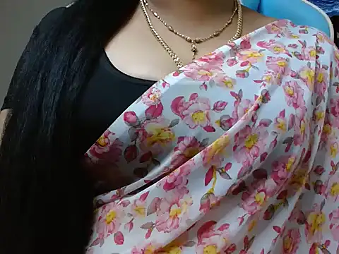 Snapshot of tamilharini chatting on October 15, 2025, 4:56 am tamilharini online show from October 15, 2025, 4:56 am