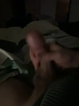 Snapshot of BennoBigD chatting on February 20, 2025, 12:19 am BennoBigD online show from February 20, 2025, 12:19 am