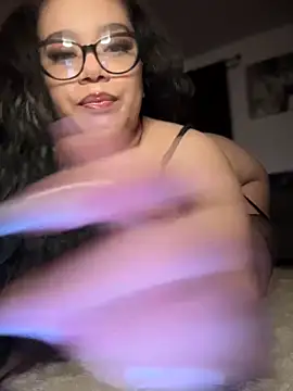 Snapshot of CarmelaAnthony chatting on December 22, 2024, 2:16 pm CarmelaAnthony online show from December 22, 2024, 2:16 pm
