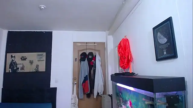 romeolovedark online show from January 31, 2025, 1:11 am