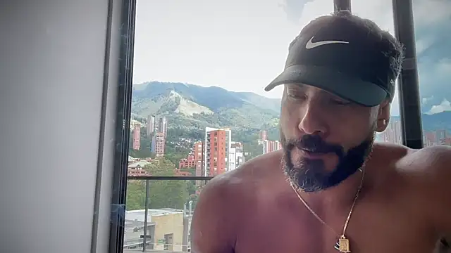 romeolovedark online show from October 4, 2025, 5:55 pm