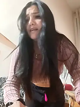 laura dirtyhot online show from October 20, 2025, 8:09 pm