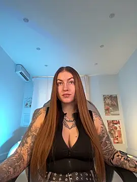 Snapshot of IvyHoney chatting on September 29, 2025, 7:57 am IvyHoney online show from September 29, 2025, 7:57 am