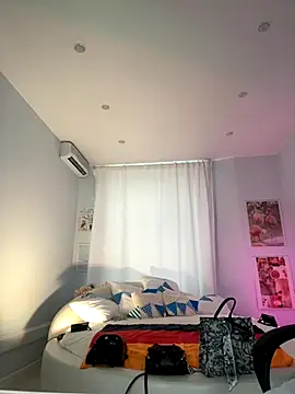 Snapshot of IvyHoney chatting on October 7, 2025, 10:34 am IvyHoney online show from October 7, 2025, 10:34 am