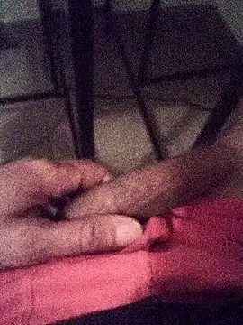 Snapshot of Invisiblesqz chatting on January 18, 2026, 12:47 am Invisiblesqz online show from January 18, 2026, 12:47 am