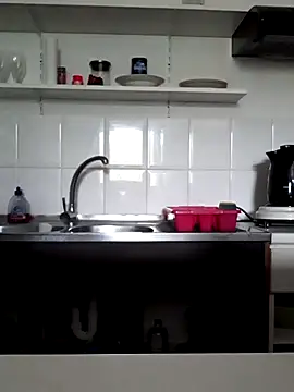 Moi Lina online show from October 21, 2025, 12:39 pm