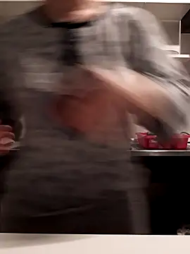 Moi Lina online show from February 15, 2026, 4:03 pm