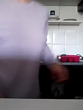 Moi Lina online show from March 4, 2026, 2:56 pm