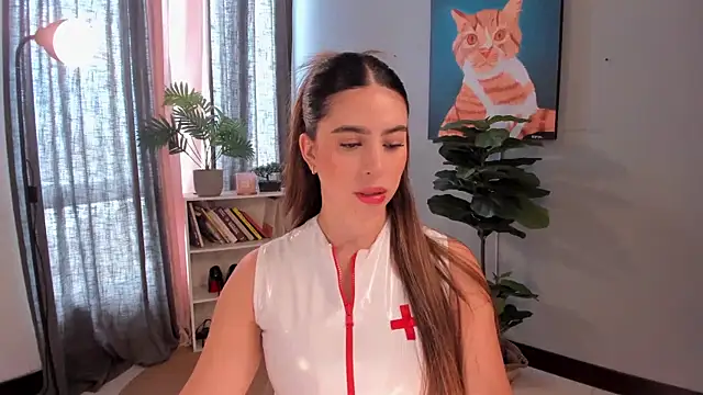 LiaPearce online show from July 17, 2026, 1:07 pm