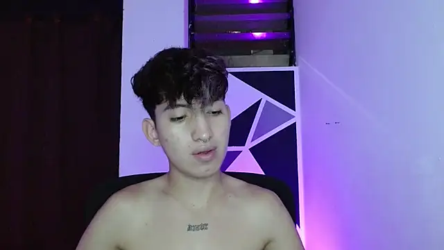 littlextreme online show from March 16, 2025, 1:38 am