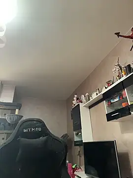 Snapshot of DaisyVibesss chatting on March 5, 2026, 9:38 am DaisyVibesss online show from March 5, 2026, 9:38 am