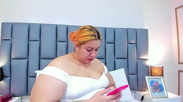 Snapshot of aandreaperez chatting on January 23, 2025, 11:48 am aandreaperez online show from January 23, 2025, 11:48 am