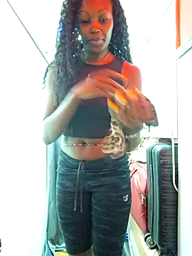 Snapshot of nemcy_bae chatting on March 6, 2026, 4:09 am nemcy bae online show from March 6, 2026, 4:09 am