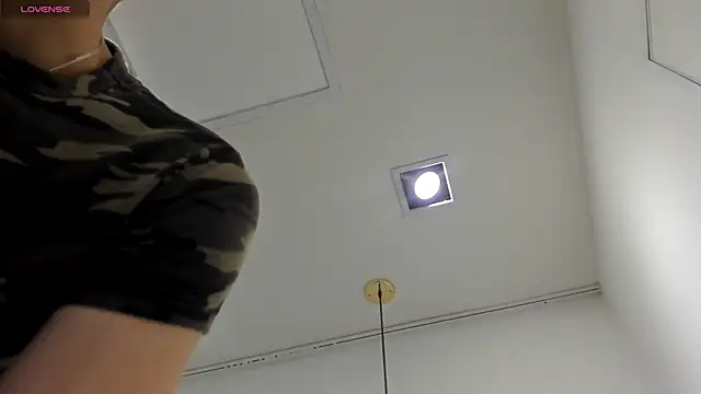 SebastianMaximoff online show from November 7, 2025, 6:08 pm