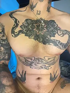 Snapshot of CamiloGray_ chatting on February 5, 2025, 6:48 pm CamiloGray online show from February 5, 2025, 6:48 pm