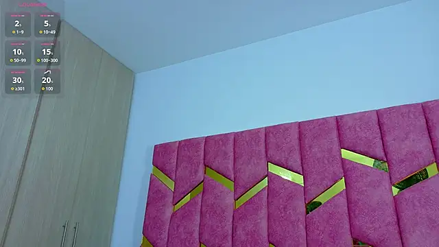 hornyhousekeeper  online show from November 22, 2025, 11:42 am