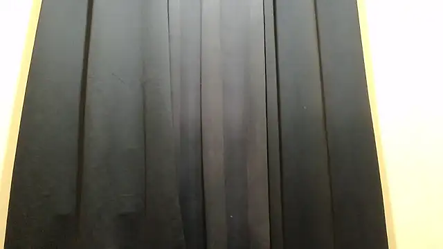 Snapshot of x_brittany_x chatting on January 7, 2026, 2:19 pm x brittany x online show from January 7, 2026, 2:19 pm