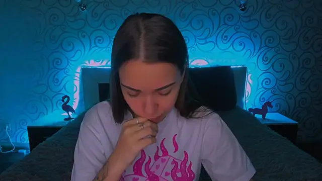 AlexaBarkley online show from December 23, 2024, 3:18 am