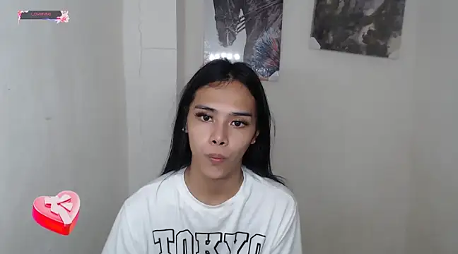 Snapshot of shecutie69 chatting on January 10, 2025, 8:07 am shecutie69 online show from January 10, 2025, 8:07 am