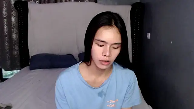 shecutie69 online show from October 15, 2025, 11:05 pm