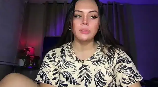 Snapshot of _MissKhimberlyXxx_ chatting on December 14, 2024, 1:59 pm MissKhimberlyXxx online show from December 14, 2024, 1:59 pm