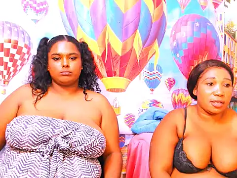 Snapshot of Indianfairy99 chatting on December 7, 2024, 2:20 am Indianfairy99 online show from December 7, 2024, 2:20 am