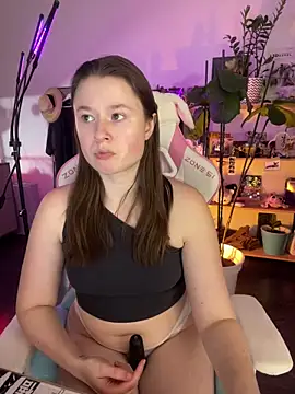 Snapshot of sweetest_pie chatting on February 15, 2026, 4:58 pm sweetest pie online show from February 15, 2026, 4:58 pm