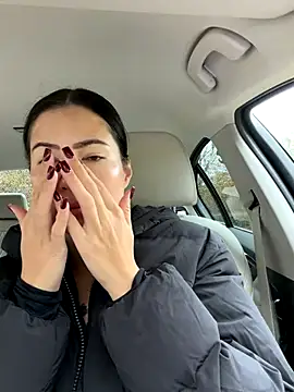 Snapshot of clairewntr chatting on November 1, 2025, 10:39 am clairewntr online show from November 1, 2025, 10:39 am