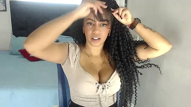 yeli xxx online show from December 2, 2025, 4:35 pm