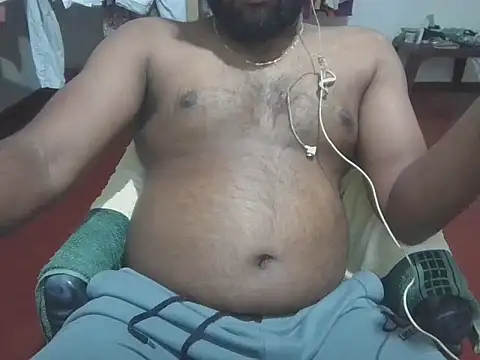 rmshm online show from October 25, 2025, 4:35 pm