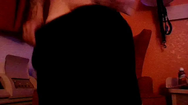 Snapshot of CAMINCHANCE chatting on March 12, 2026, 5:35 am CAMINCHANCE online show from March 12, 2026, 5:35 am