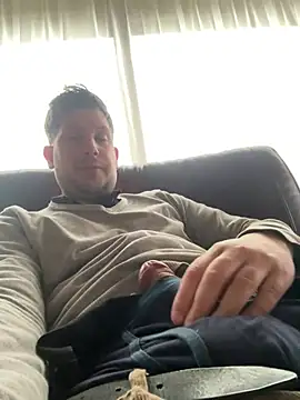 Snapshot of Taxidriver1988 chatting on January 1, 2025, 10:43 am Taxidriver1988 online show from January 1, 2025, 10:43 am