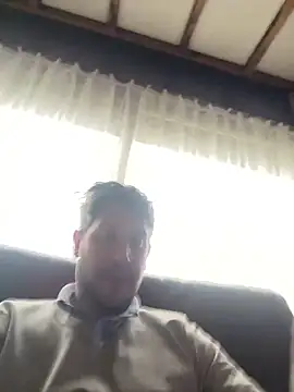 Snapshot of Taxidriver1988 chatting on February 5, 2025, 9:46 am Taxidriver1988 online show from February 5, 2025, 9:46 am