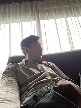 Snapshot of Taxidriver1988 chatting on February 11, 2025, 9:42 am Taxidriver1988 online show from February 11, 2025, 9:42 am