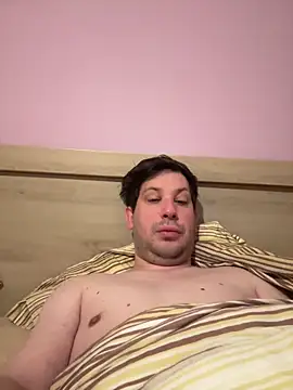 Snapshot of Taxidriver1988 chatting on February 22, 2025, 6:17 am Taxidriver1988 online show from February 22, 2025, 6:17 am