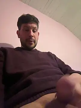 Snapshot of Taxidriver1988 chatting on March 16, 2025, 1:17 pm Taxidriver1988 online show from March 16, 2025, 1:17 pm