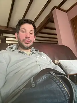 Snapshot of Taxidriver1988 chatting on February 19, 2026, 12:34 pm Taxidriver1988 online show from February 19, 2026, 12:34 pm