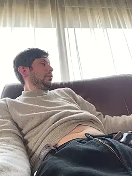 Snapshot of Taxidriver1988 chatting on March 8, 2026, 2:10 pm Taxidriver1988 online show from March 8, 2026, 2:10 pm