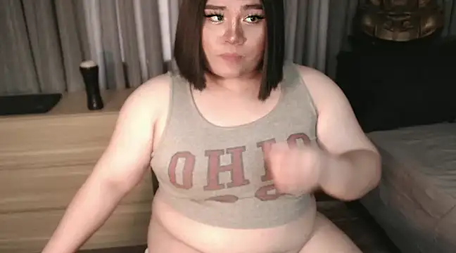 Snapshot of mysticofcum chatting on January 22, 2025, 4:02 am mysticofcum online show from January 22, 2025, 4:02 am