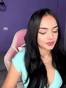 anniehart online show from November 4, 2025, 1:27 am