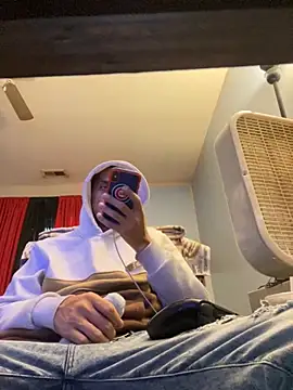 Snapshot of hottboyy45 chatting on December 2, 2025, 3:40 pm hottboyy45 online show from December 2, 2025, 3:40 pm