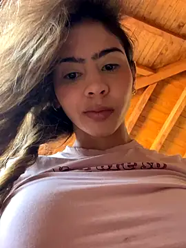 Snapshot of RouseColins chatting on November 2, 2025, 6:21 pm RouseColins online show from November 2, 2025, 6:21 pm