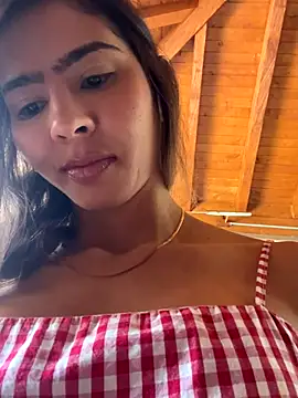 Snapshot of RouseColins chatting on December 14, 2025, 5:51 pm RouseColins online show from December 14, 2025, 5:51 pm