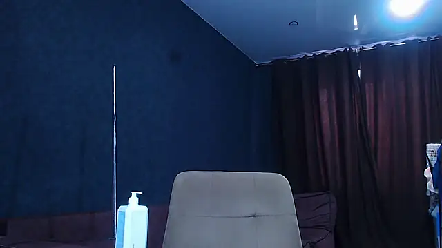 muscularjohnforuX online show from September 24, 2025, 7:44 am