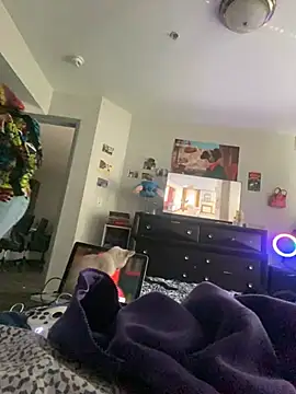 Snapshot of CutieFrmthehood chatting on January 3, 2025, 6:46 pm CutieFrmthehood online show from January 3, 2025, 6:46 pm