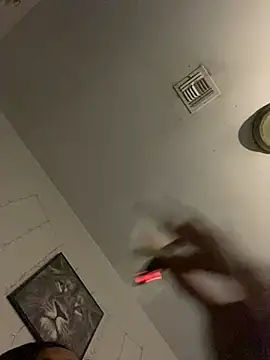 Snapshot of CutieFrmthehood chatting on January 5, 2025, 12:52 am CutieFrmthehood online show from January 5, 2025, 12:52 am