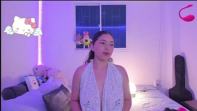 Snapshot of MollyG18 chatting on December 4, 2024, 4:21 am MollyG18 online show from December 4, 2024, 4:21 am